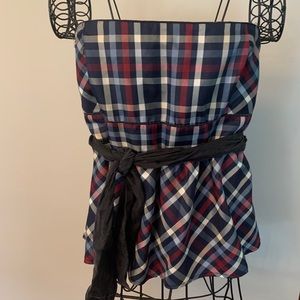 Tops - Strapless, blousy top Tops - Strapless, blousy top
